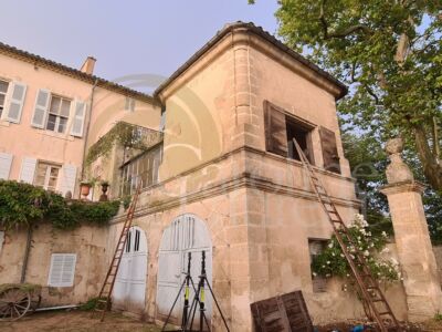 Exceptionnelle Demeure du XVIII°et son Domaine agricole