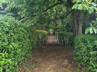 Exceptionnelle Demeure du XVIII°et son Domaine agricole