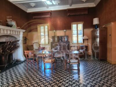 Exceptionnelle Demeure du XVIII°et son Domaine agricole